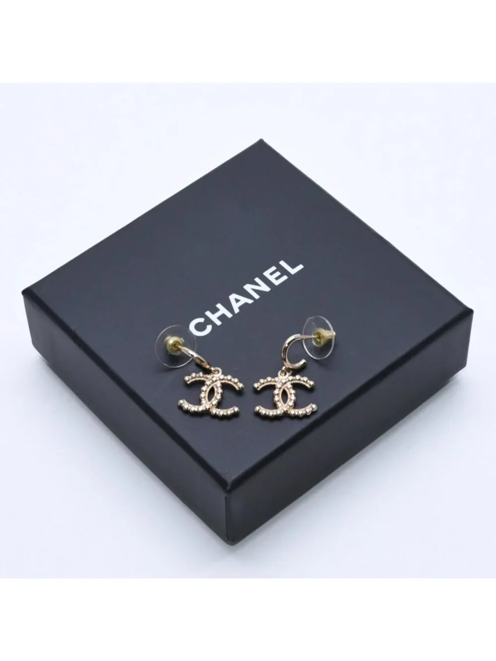 Chanel CC Logo Swing Earrings 22
